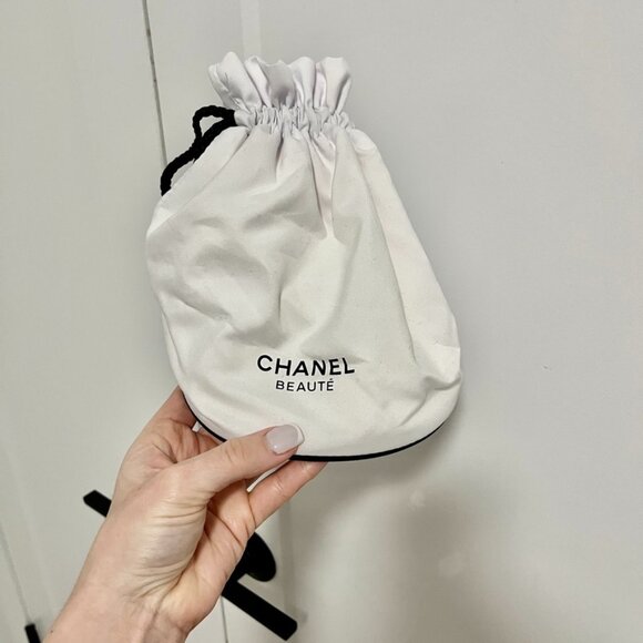 Chanel Beaute Drawstring Cosmetic Pouch - Picture 1 of 3